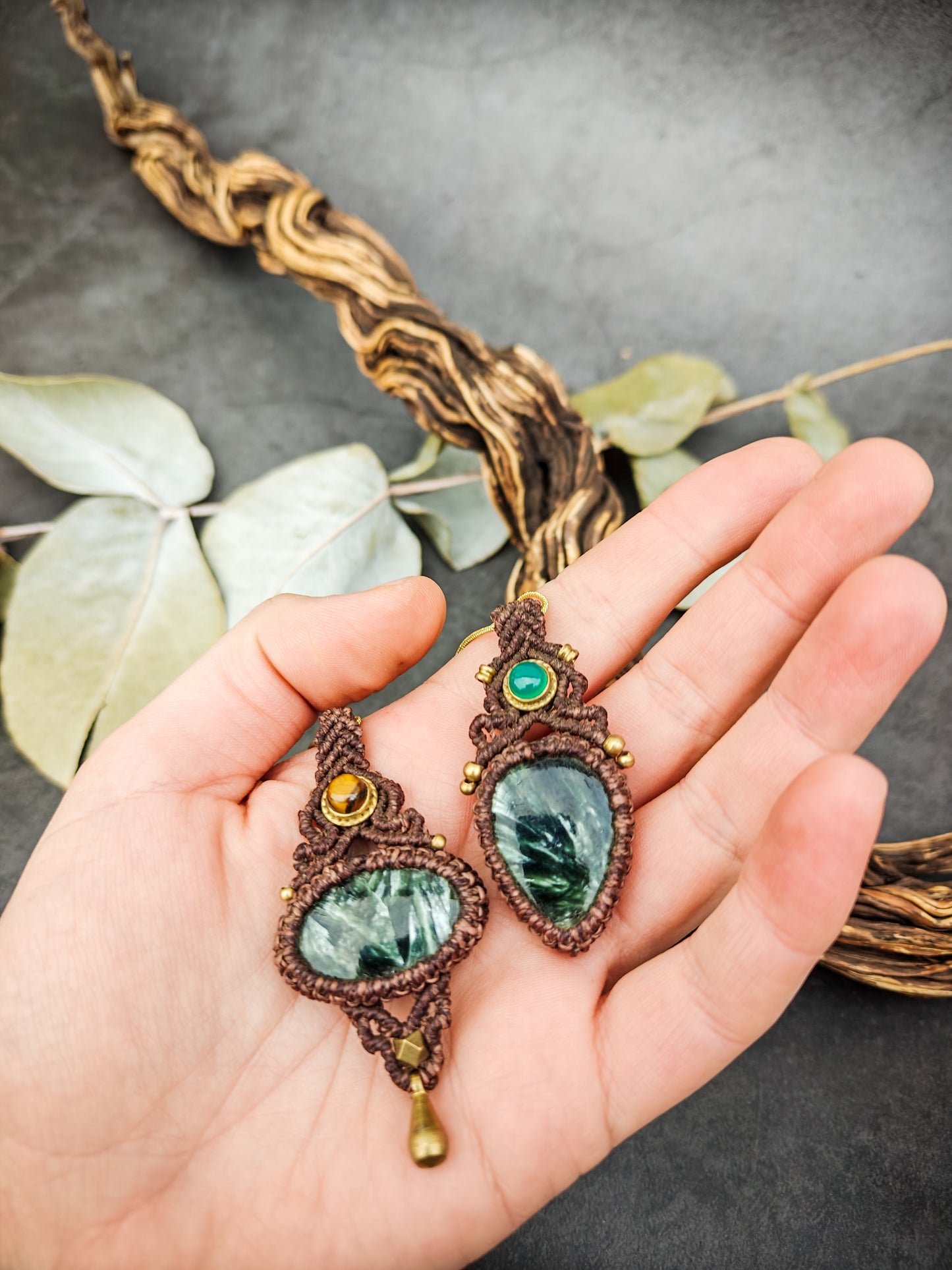 Willows’s Drop - Seraphinite & Aventurine Pendant