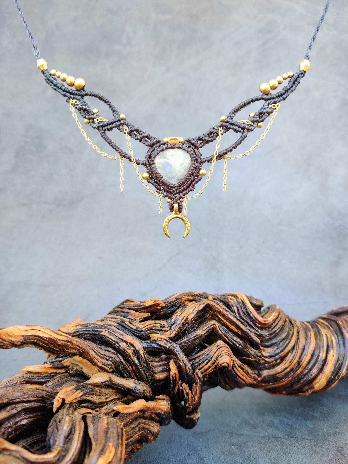 Lunar Grove - Rainbow Moonstone Necklace & Tiara