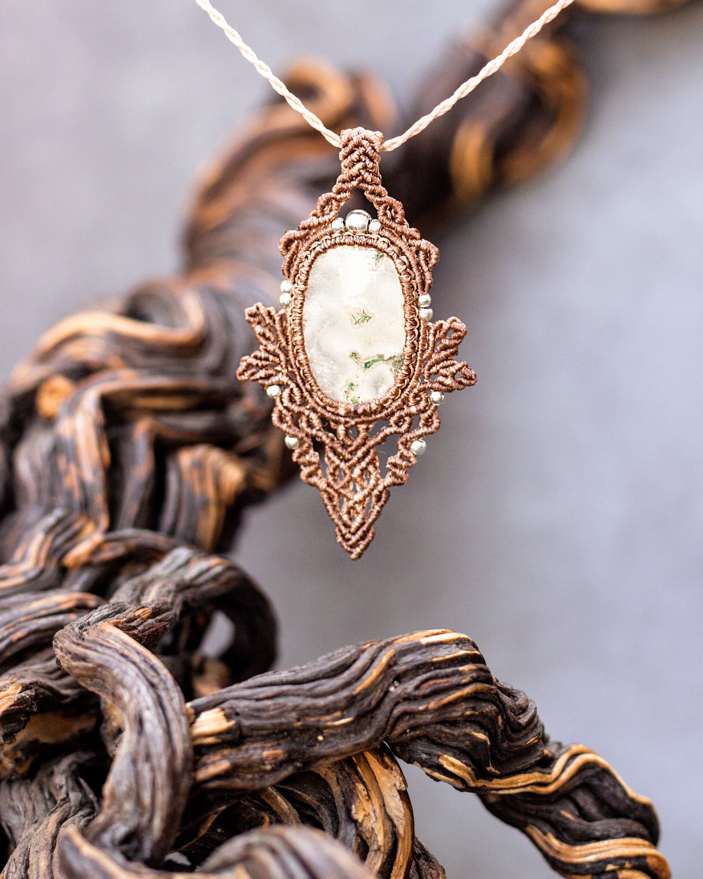 Moss Weaver - Agate Micromacrame Pendant